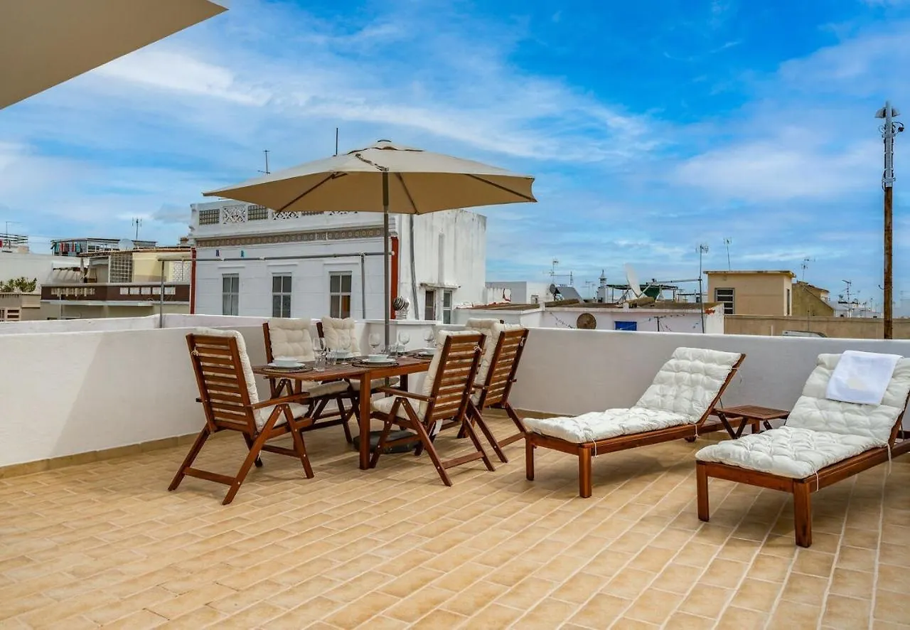 Tia Anica House I - Apartment With Terrace In Central Fuseta Beach Village Portugal