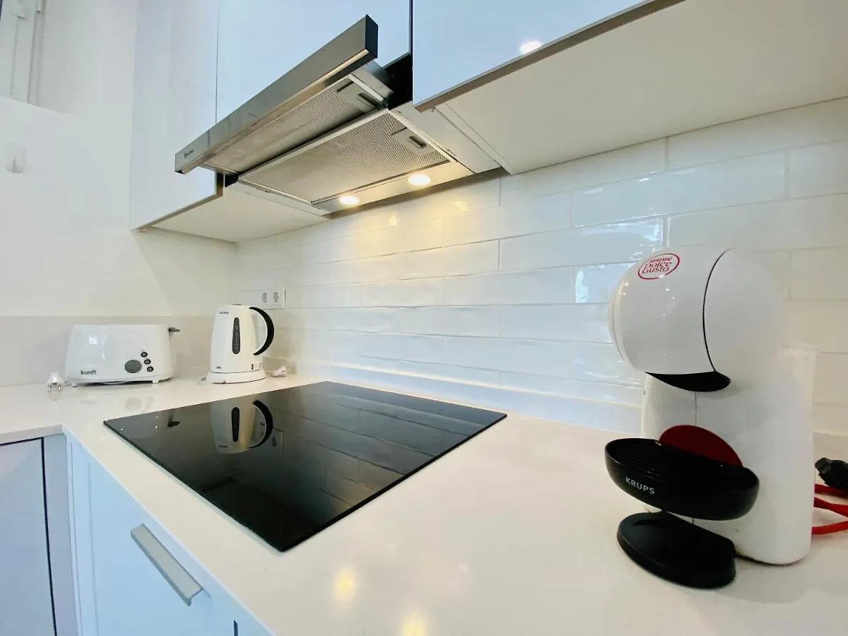 Tia Anica House I - Apartment With Terrace In Central Fuseta Beach Village Portugal